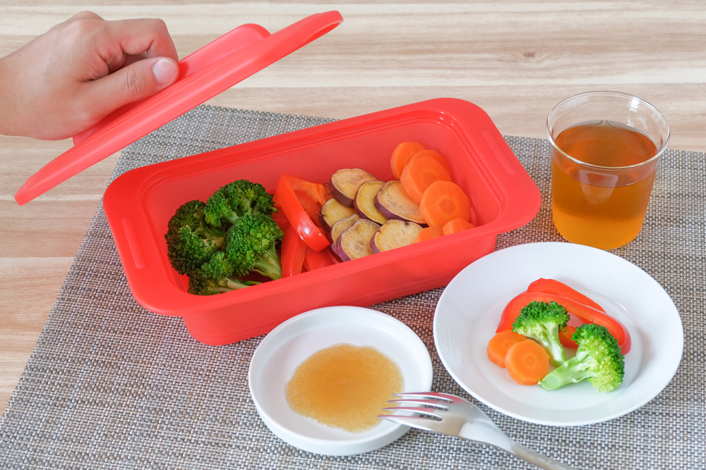 シリコンスチーマーで蒸し野菜